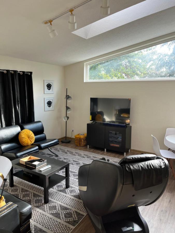 Paradise Oasis Near Lake *Full Body Massage Chair* Longview Exterior foto